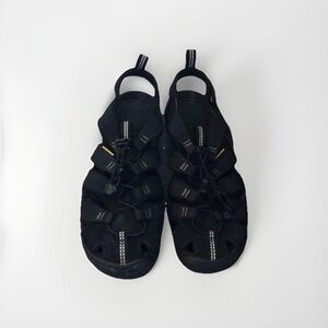 Keen Black Outdoor Athletic Shoe. Clearwater CNX waterproof sandal Size 8.5